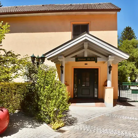 Hotel Mutz Garni *