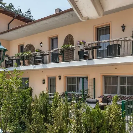 Hotel Mutz Garni *